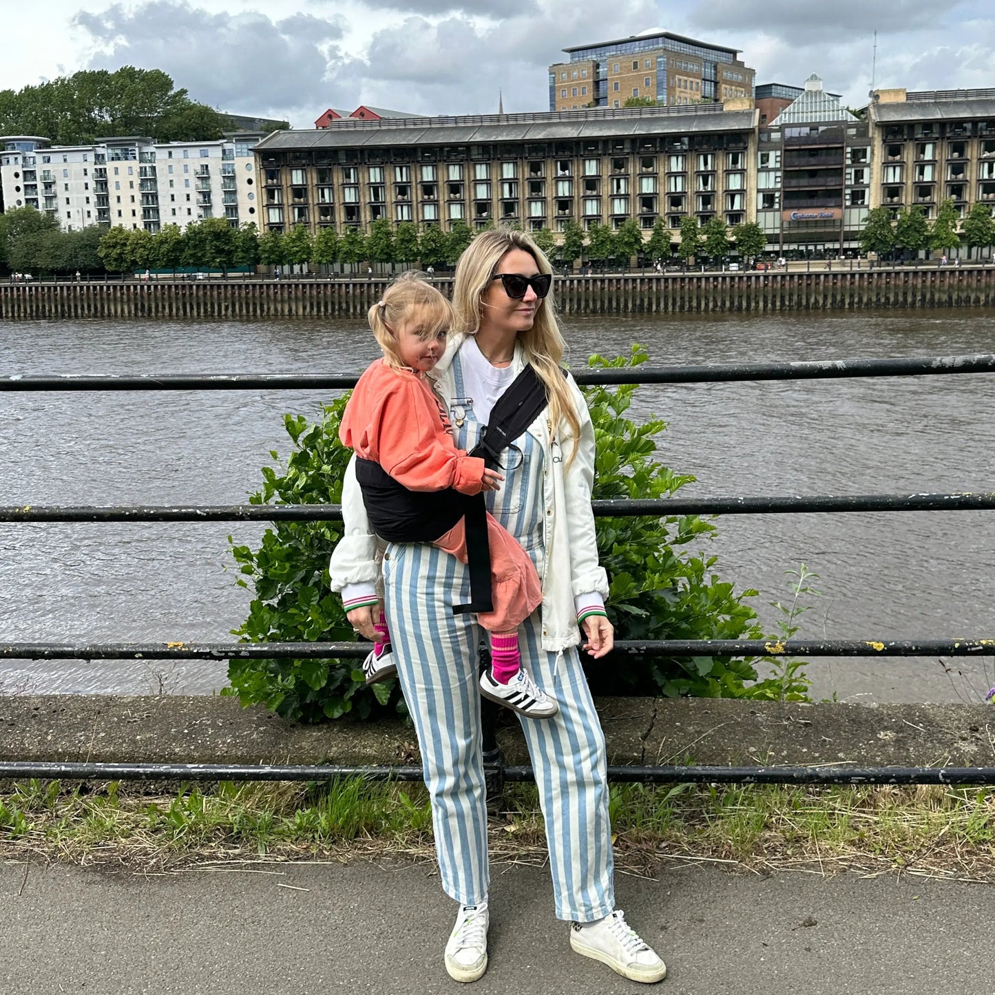 🔥2025 New Baby Sling Carrier - From Newborns To Toddlers