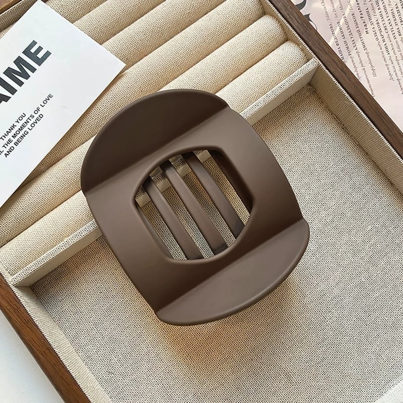 🎁Only $15.99 Last Day Promotion!🎁💖Casual Versatile Solid Colour Lay Flat Hair Clip